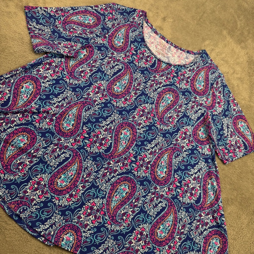 Chico's The Ultimate Tee Women Size 2 Blue Paisley Short Sleeve Top Excellent